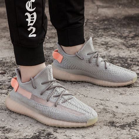 adidas yeezy damen grün|Adidas Yeezy for women.